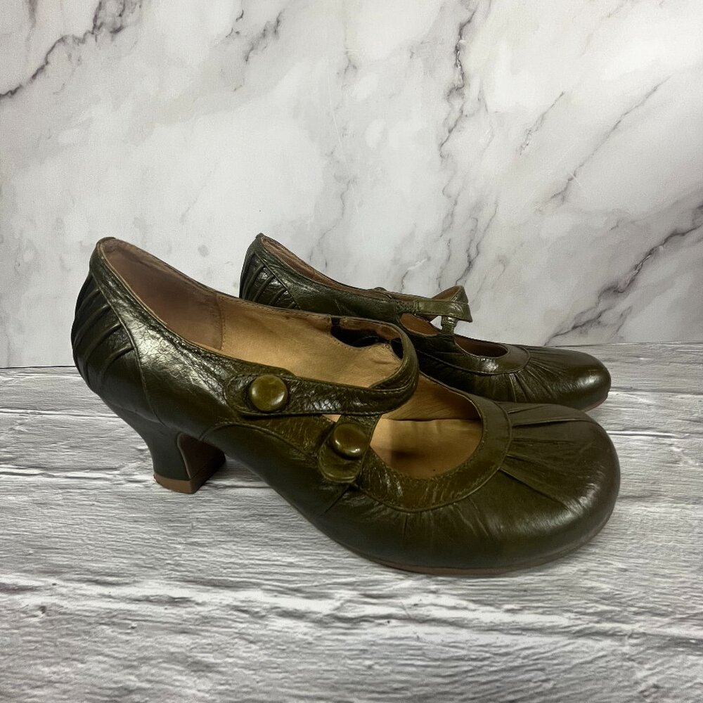 Miz Mooz Women's Trinity Olive Green Leather Kitten Heeled Shoes